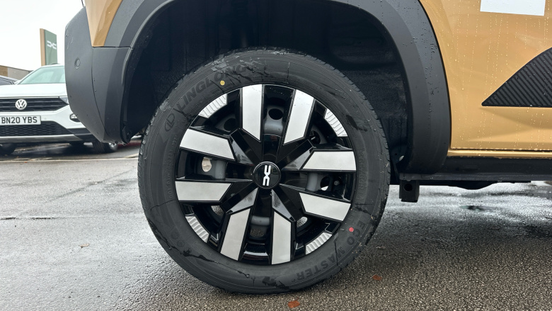 Dacia Spring 27kWh Expression 65 48kW 5dr Auto Electric Hatchback